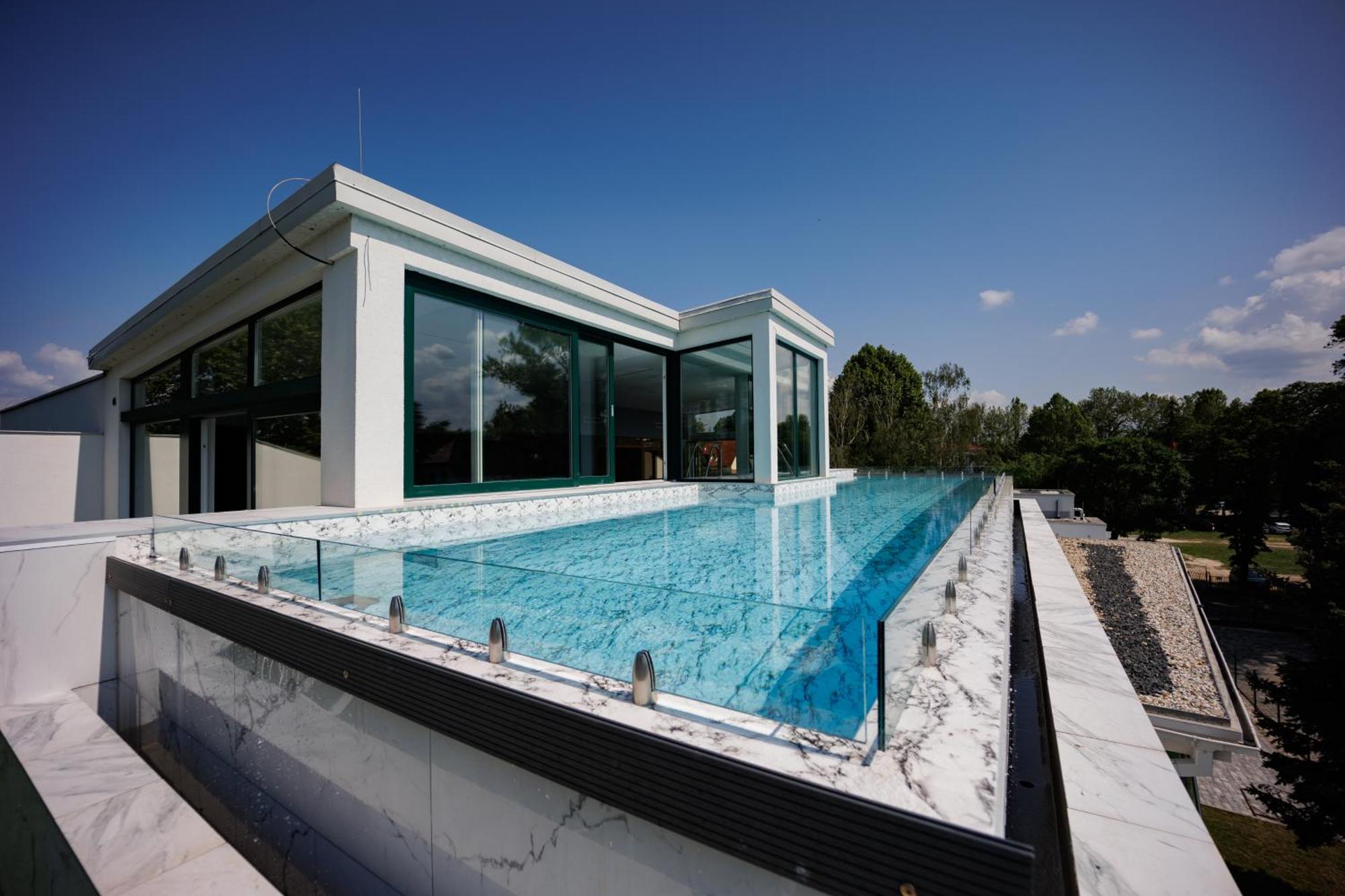 Villa Bauhaus Labi Garden Wellness Apartman Siófok Eksteriør bilde
