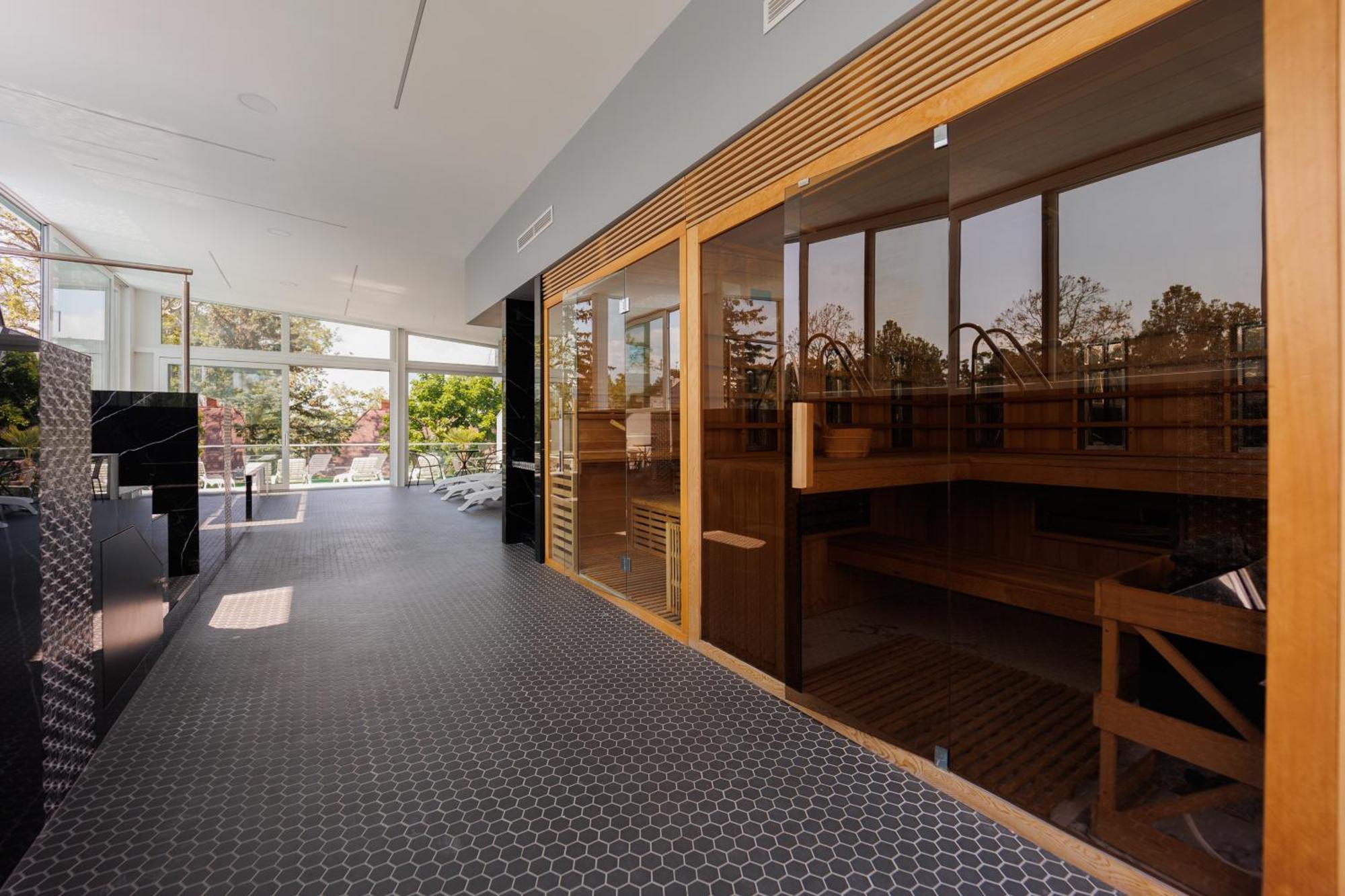 Villa Bauhaus Labi Garden Wellness Apartman Siófok Eksteriør bilde