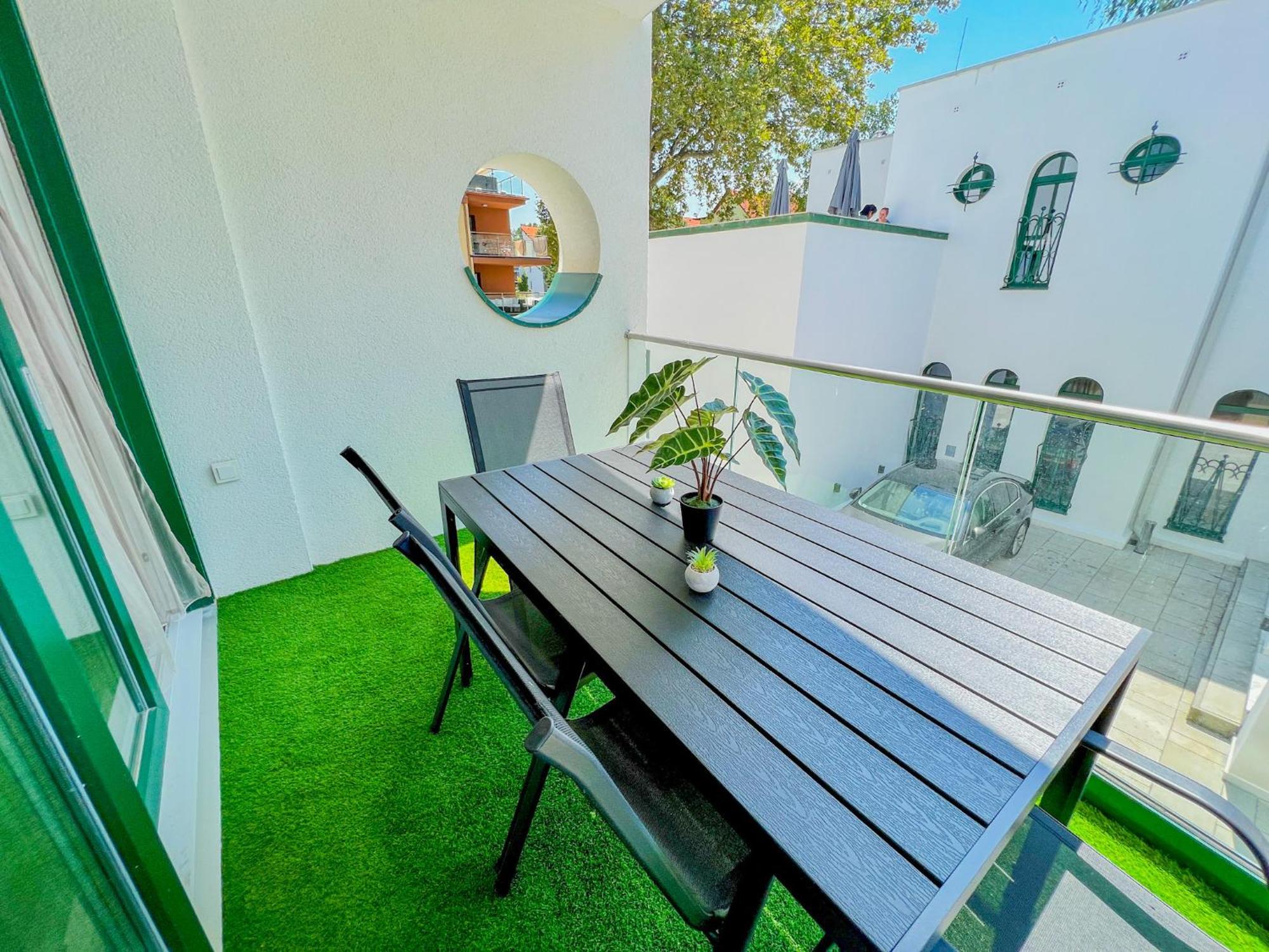 Villa Bauhaus Labi Garden Wellness Apartman Siófok Eksteriør bilde
